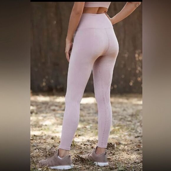 NWT free people movement ribbed stretch heirloom light pink leggings - Picture 2 of 7